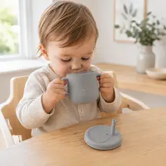 GENERAL - Vasito Entrenador 2 en 1 con Pitillo y Asas (Vaso Pitillo / Vaso de Boca Ancha)