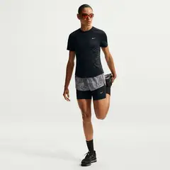 NIKE - Shorts Mujer Swift Gris
