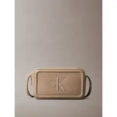 CALVIN KLEIN - Bolso beige cruzado con logo monograma grabado