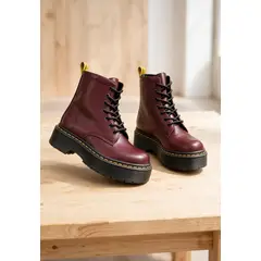 LOS ZAPATOS DE SUSANA - BOTIN DR MARTENS SUELA ALTA EN BIO CUERO