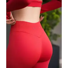 ANIMA - Legging Motion con pushup discreto interno y logo en silicona relieve