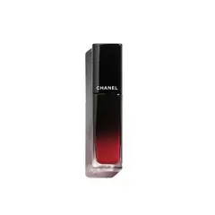 CHANEL - ROUGE ALLURE LAQUE La barra de labios líquida brillante y de larga duración
