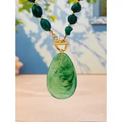 FRIOLENTA - Collar de Piedras con Dije de ovalo