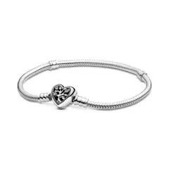 PANDORA - Brazalete Moments Cierre Corazón Familiar Plata Esterlina