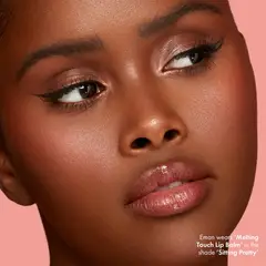 ICONIC LONDON - Bálsamo de labios Melting Touch Lip Balm Iconic 3 ml