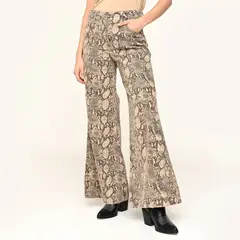 MOSSIMO - Jean Flare Mujer Tiro medio Animal print