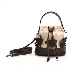 BAHIA MARIA X FALABELLA - Bolso Flor Chocolate Crossbody