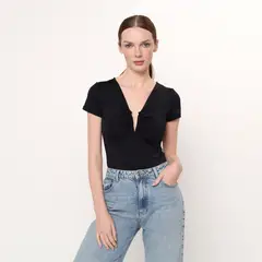 BASEMENT - Body Mujer Manga corta