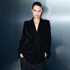 MANGO - Blazer Mujer de Terciopelo