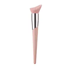 FENTY BEAUTY - Cheek-Hugging Highlight Brush 121 (Brocha Para Iluminador)