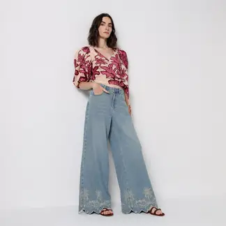 EUGENIA FERNANDEZ X FALABELLA - Jean Culotte Mujer Tiro medio Bota ancha corta con Bordado Eugenia Fernández x Falabella