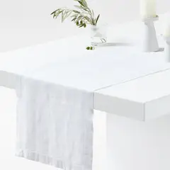CRATE & BARREL - Camino de mesa Blanca Navideña