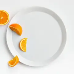 CRATE & BARREL - Plato principal Verge en Porcelana 27 cm x 3 cm