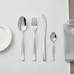 BENETTON - Juego de cubiertos 24 piezas