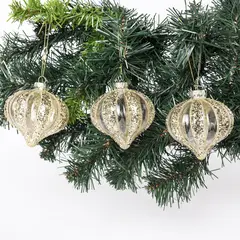 MICA - Bola de Navidad Dorada: Set x3 8 cm