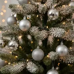 MICA - Bola de Navidad Plateada: Set x10 7cm