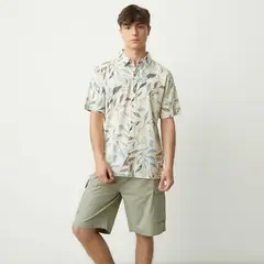 BEARCLIFF - Camisa Hombre Con Estampado Manga corta Regular en Algodón