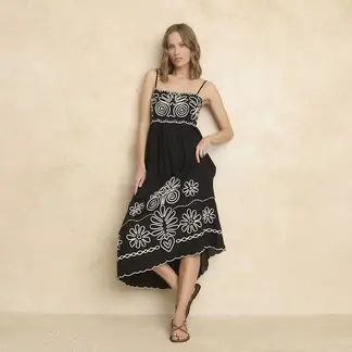 BASEMENT - Vestido Mujer Medio Bordado