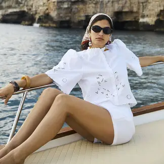 BASEMENT - Blusa Mujer con Ojalillo Manga corta