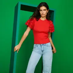 BASEMENT - Camiseta Mujer Manga corta