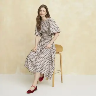 UNIVERSITY CLUB - Vestido Mujer Medio Casual con Estampado