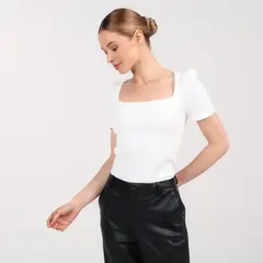 BASEMENT - Camiseta Mujer Manga corta