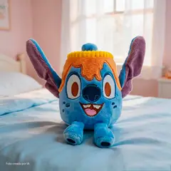 KIDS N PLAY - Peluche Disney Munchlings Stitch Pastel de Nuez Caramelizada 15 cm