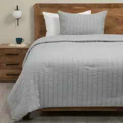 BASEMENT HOME - Cubrelecho