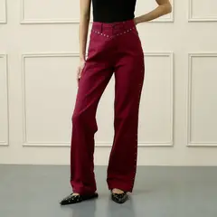 BASEMENT - Jean Recto Mujer Tiro medio con Taches