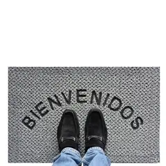 DISTRIBUIDORES ELITE - Tapete 70x45cm Exterior Bienve Antidesizante Surtido