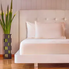JUST HOME COLLECTION - Juego De Sabanas King 180 Hilos Fuelle 35 Beige