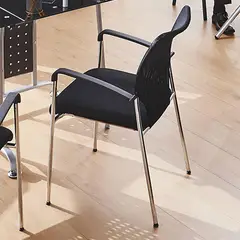 undefined - Silla Interlocutora con Brazos Malla Negro