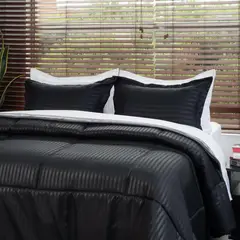 JUST HOME COLLECTION - Cobija Plumon Plus Negro Sencilla + 1 Funda