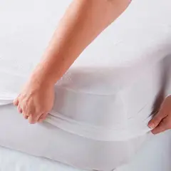 JUST HOME COLLECTION - Protector Para Colchón Impermeable Y Ajustable Queen Blanco