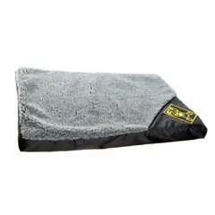 INTERPET - Colchoneta Tradicional De Peluche Para Gato Mediana 64X43 Cm