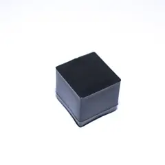 PRACTICASA - Paq x 100 Unidades Bota Mueble Plástica Cuadrada 1 Pulg