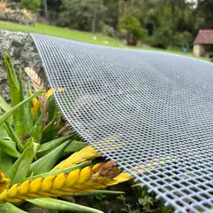 COLMALLAS - Malla Cedazo 3 X 3 Plástica Gris de 1.50 X 30 Metros