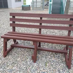 OCOPLAST - Larguero Madera Plástica Pigmentado Caoba 8 x 4 x 300 cm