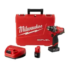 MILWAUKEE - Kit Taladro Compacto con Batería de 12 V y Mandril de 1.27 cm