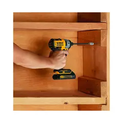 DEWALT - Manguito Sujeta Tornillos de 5.08 cm Impacto