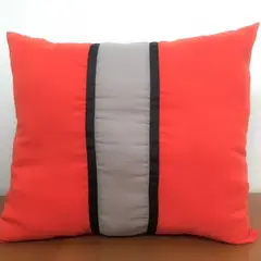 GRAMA IDEAS FRESCAS - Cojín Cuadrado Taupe