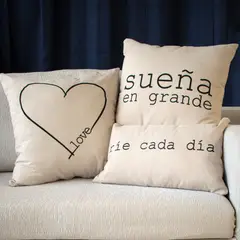 JUST HOME COLLECTION - Cojin Love 50 x 50 cm