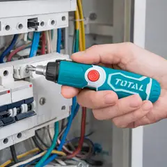 TOTAL TOOLS - Destornillador Ratchet con 13 Puntas Intercambles