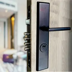 M&H SECURITY LOCKS - Kit Cerradura Entrada Principal Antitaladro 3096- Everest Negro