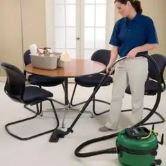 BISSELL - Aspiradora Comercial con Envasado