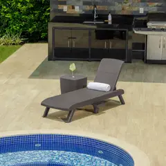 MQ - Asoleadora Plástica Plegable Sin Brazos Mocca Capri