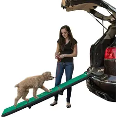 PET GEAR - Rampa para Mascotas Color Negro y Verde Marca de 180.34 cm