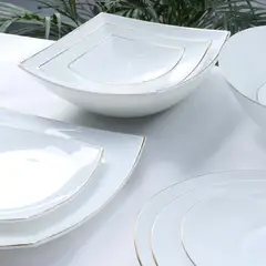 ESSENZA - Plato Sopero Redondo Boat Gold Vitro de 9 Pulgadas