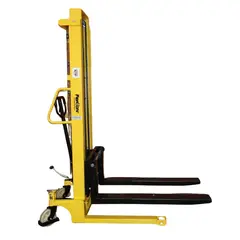 FERTON - Estibadora Hidráulica de 1.5 Toneladas. Altura 3 Metros