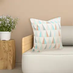 JUST HOME COLLECTION - Cojin Nordico Triangle 45x45 Cm